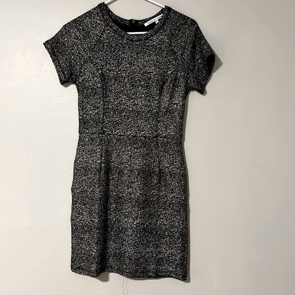 Black and Gold Form Fitting Dress